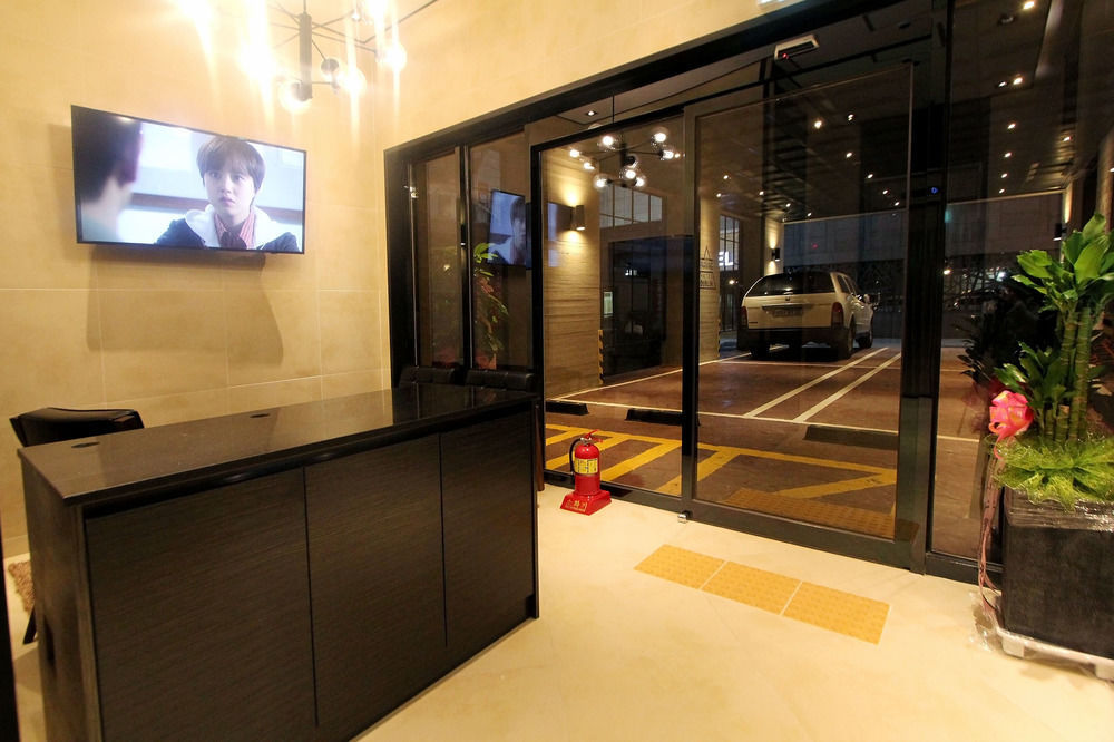 Dublin Hotel Busan Exterior foto